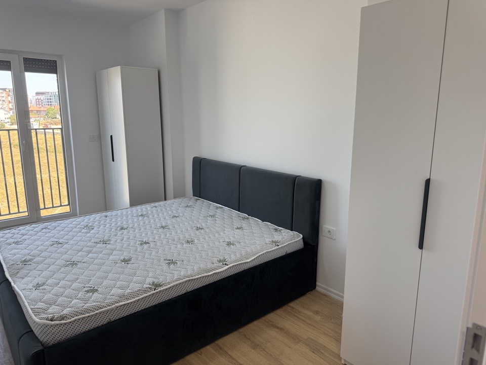 Banes me qira – Bedroom